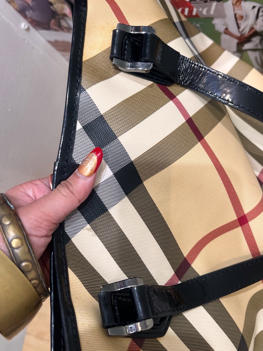 “Nickie” Plaid Tote Bag with Black Trim - Beige - Picture 5 of 13